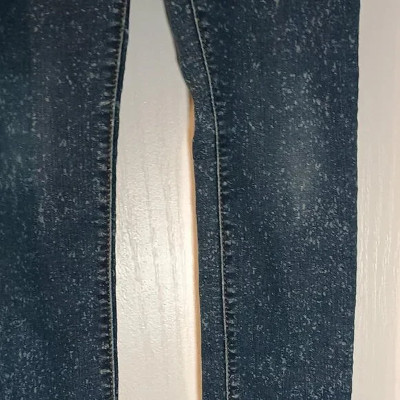 Levi Strauss & Co./710 Super Skinny Jeans/Girls 16R/Dark Wash Snow - Picture 7 of 8